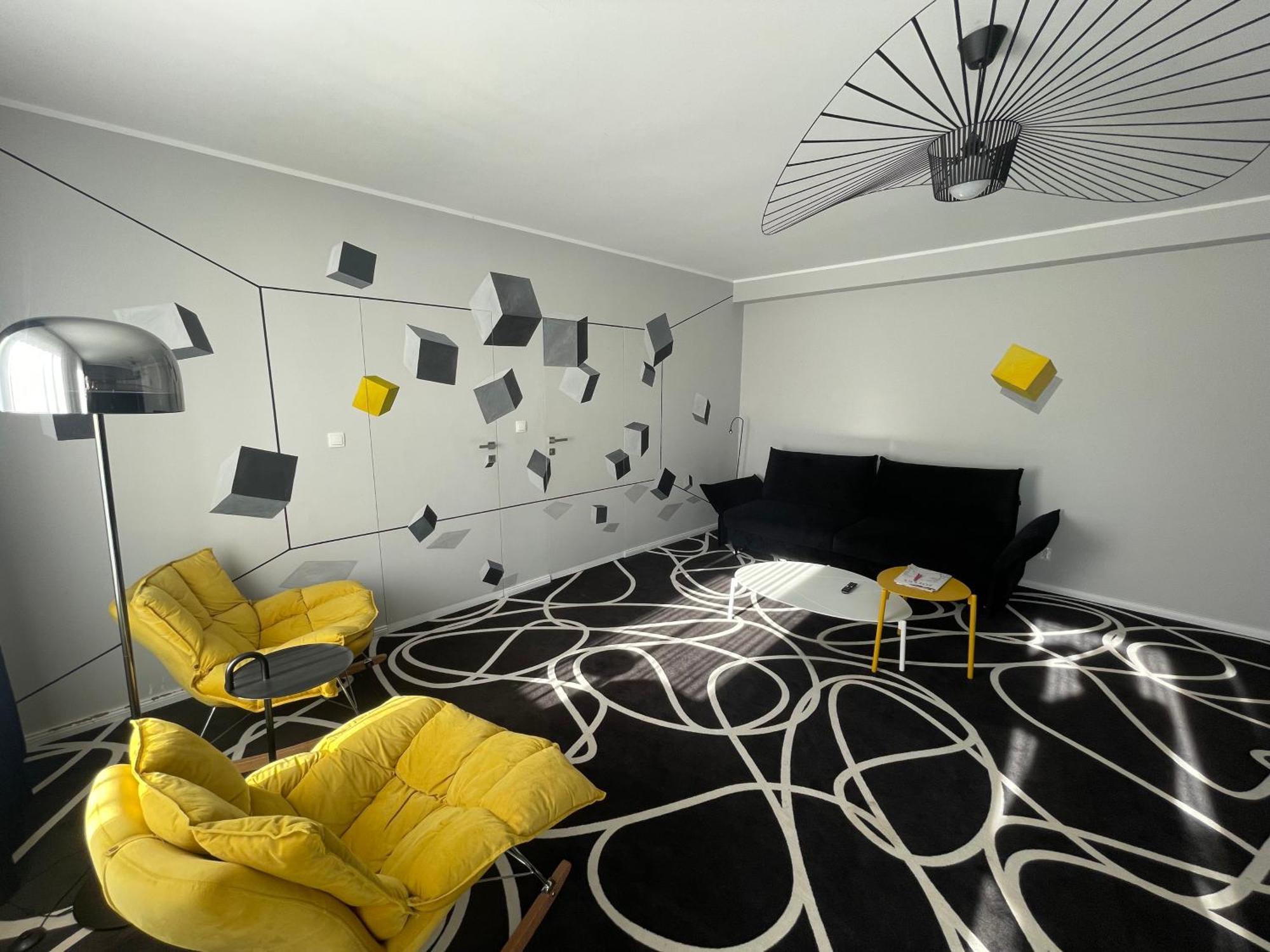 Canpol-Jull'S Art Hotel Człuchów Екстериор снимка